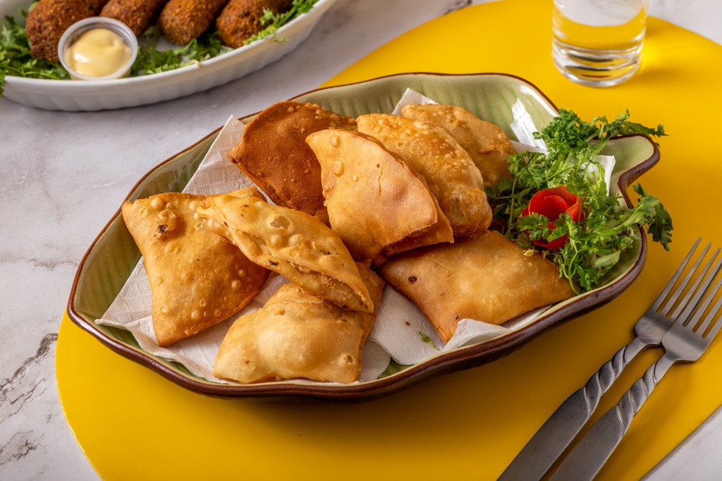 Guava & Artisan Cheese Empanada (1 pc)